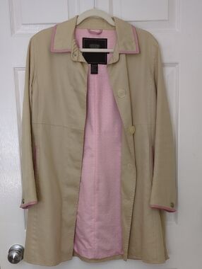 Coach Beige Trench Coat with Pink Trim and Lining - Size 6